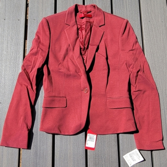 Hugo Boss Jackets & Blazers - New tags Hugo Boss Afiraly comfort knit blazer